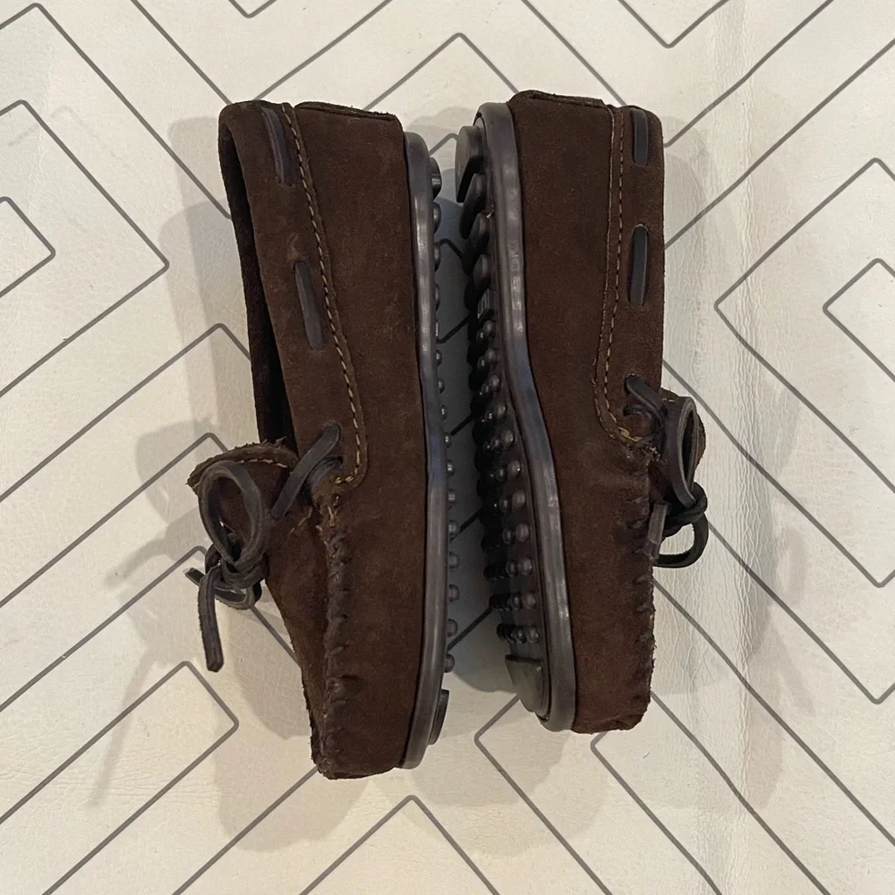 New Minnetonka Chocolate Brown Moccasins